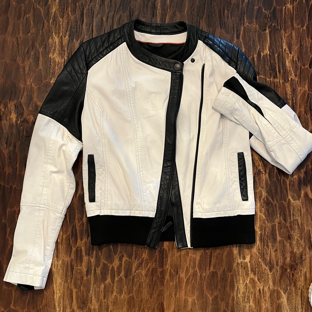 Limited edition Fox womens leather jacket